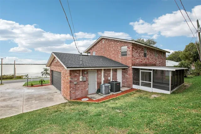 $495,000 | 1218 Lake Ariana Boulevard, Auburndale, FL 33823