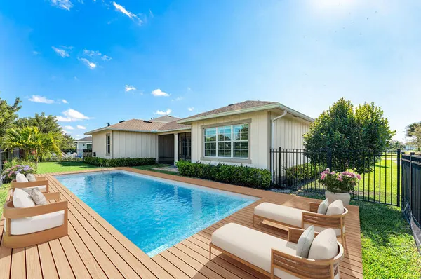 $829,000 | 940 Hookline Circle, Loxahatchee, FL 33470