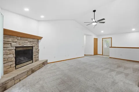 $475,000 | 3130 West Rockport Park Drive, Janesville, WI 53548