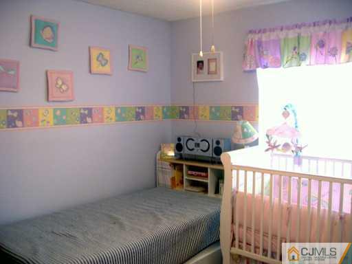 193 Nebula Road Piscataway, NJ 08854 - Photo 4 of 8 Gallery Image 4