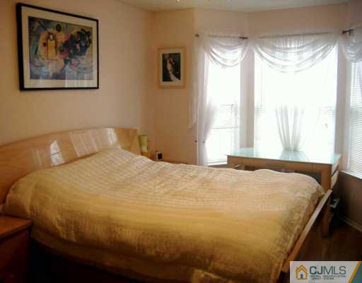 193 Nebula Road Piscataway, NJ 08854 - Photo 5 of 8 Gallery Image 5