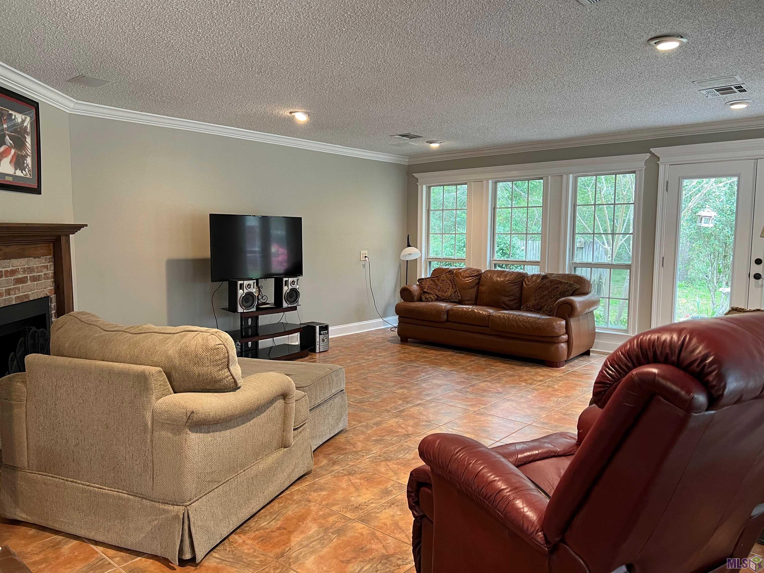 9215 Dancy Avenue Baton Rouge, LA 70814 - Photo 13 of 26 Gallery Image 13