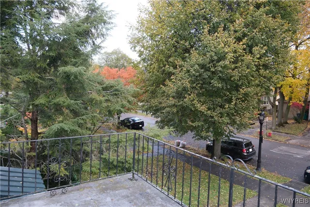 $1,650 | 356 Woodward Avenue, Buffalo, NY 14214