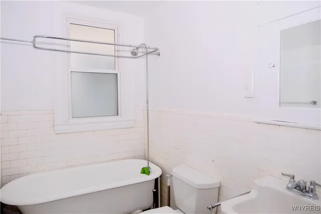 $1,650 | 356 Woodward Avenue, Buffalo, NY 14214