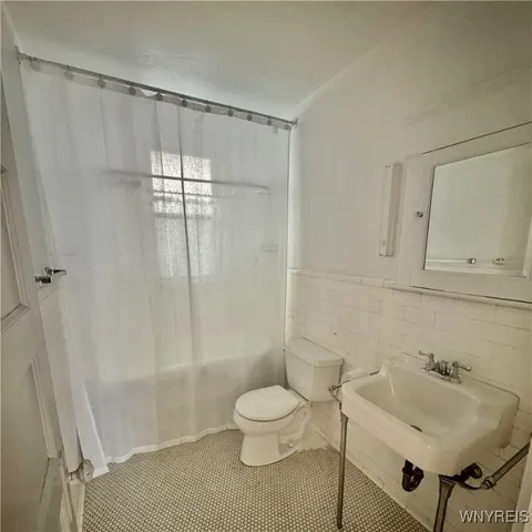 $1,650 | 356 Woodward Avenue, Buffalo, NY 14214