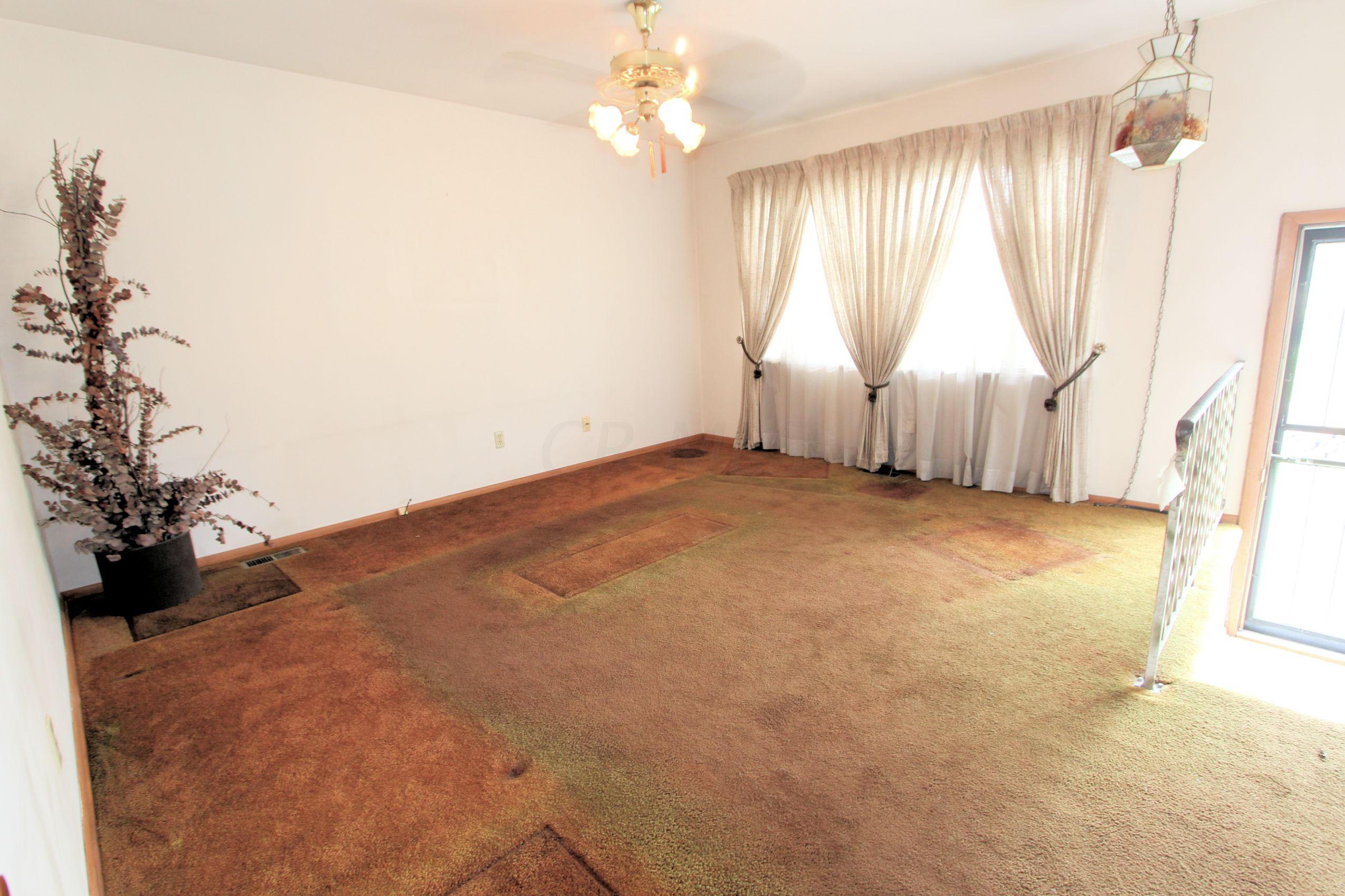 2768 Fleet Road Columbus, OH 43232 - Photo 2 of 22 Gallery Image 2