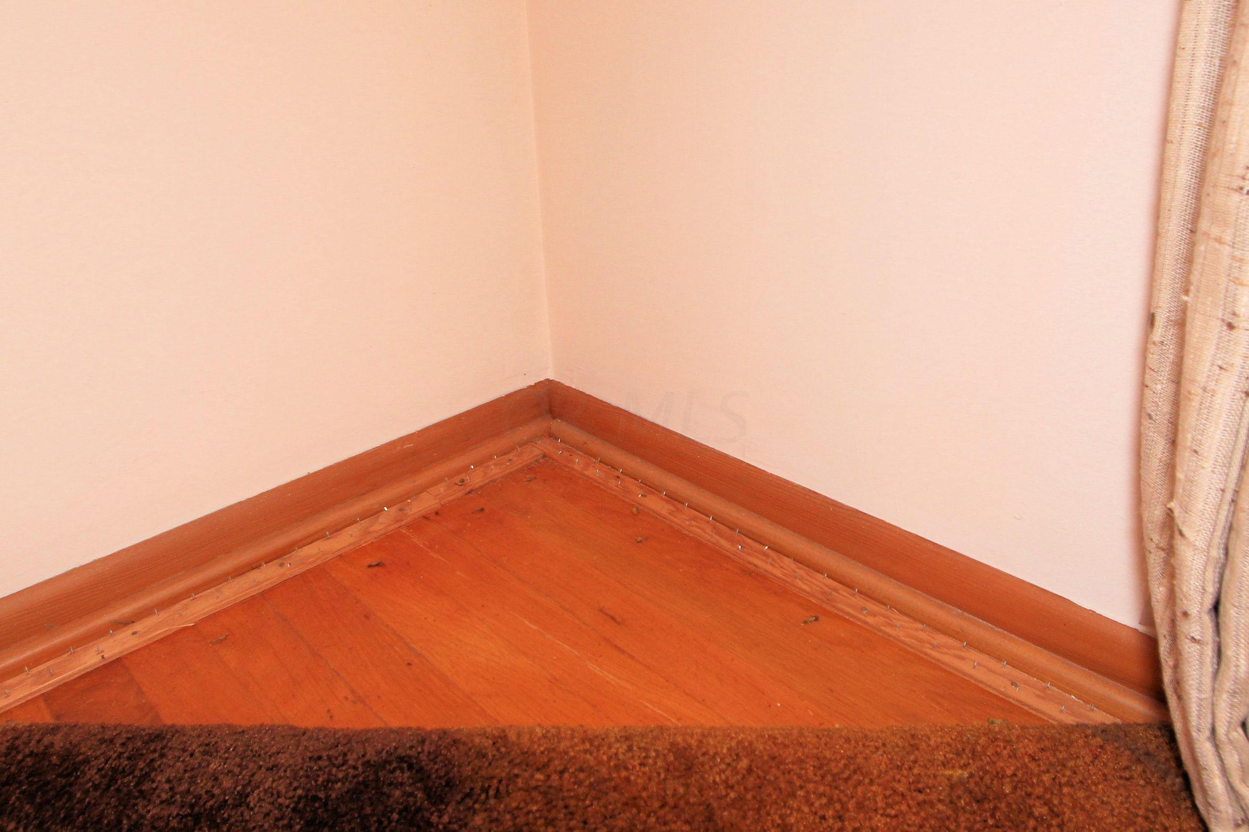 2768 Fleet Road Columbus, OH 43232 - Photo 3 of 22 Gallery Image 3