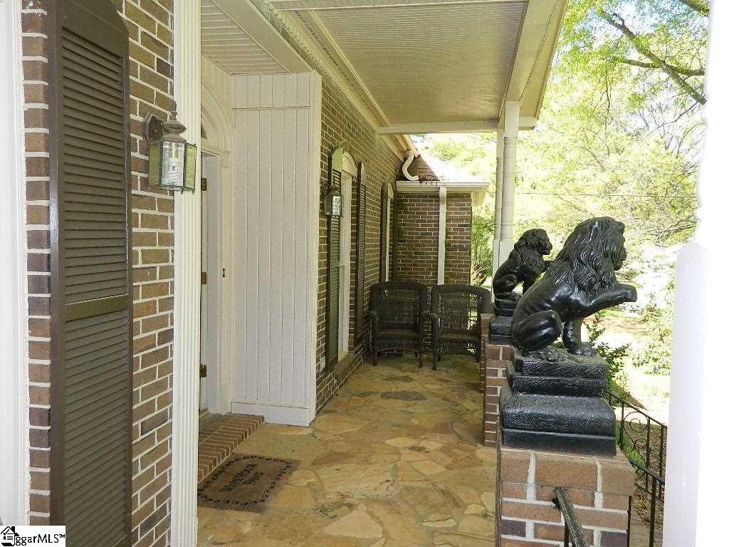 405 Regency Circle Anderson, SC 29625 - Photo 5 of 34 Gallery Image 5