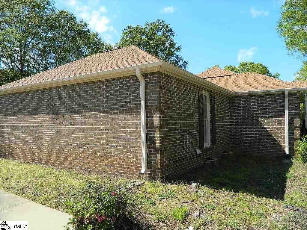 405 Regency Circle Anderson, SC 29625 - Photo 6 of 34 Gallery Image 6