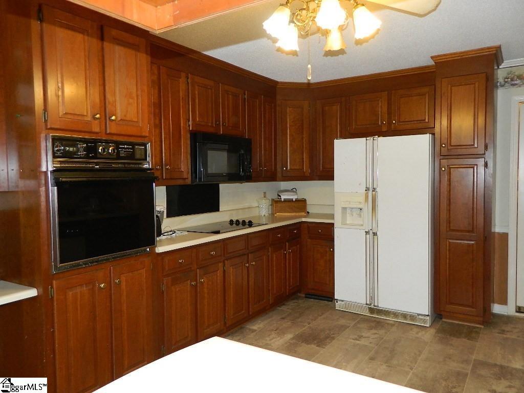 405 Regency Circle Anderson, SC 29625 - Photo 7 of 34 Gallery Image 7