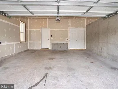 $3,250 | 43385 Rickenbacker Square, Ashburn, VA 20147