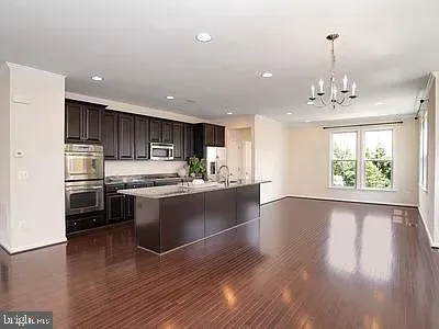 $3,250 | 43385 Rickenbacker Square, Ashburn, VA 20147