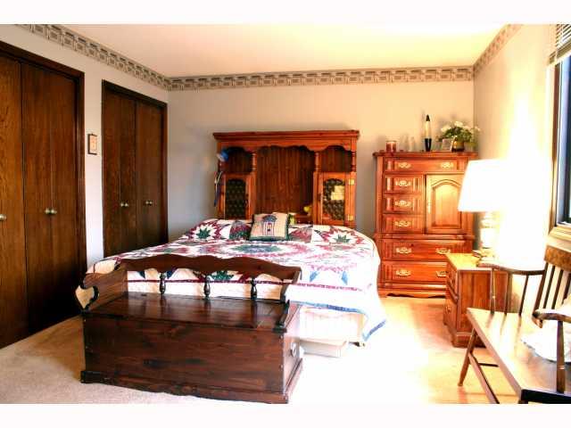 55 Ridge Court Greenwood, IN 46142 - Photo 9 of 11 Gallery Image 9