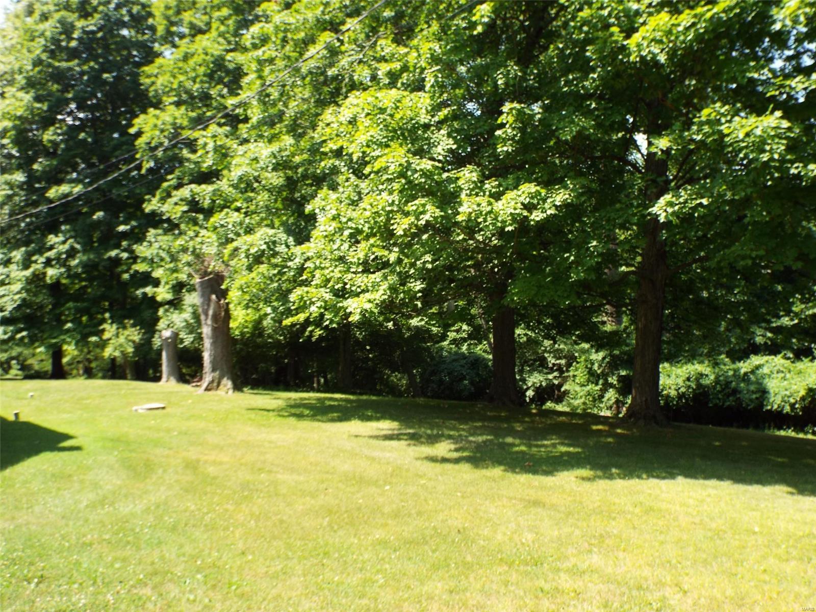 127 Liberty Road Fairview Heights, IL 62208 - Photo 29 of 45 Gallery Image 29