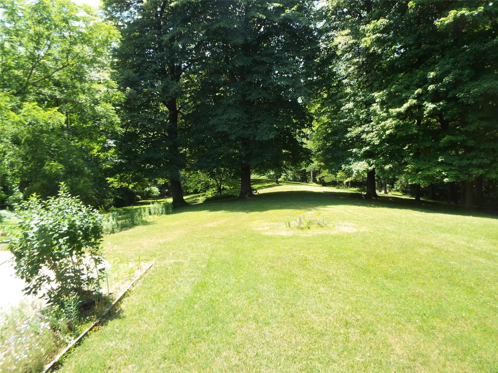 127 Liberty Road Fairview Heights, IL 62208 - Photo 37 of 45 Gallery Image 37