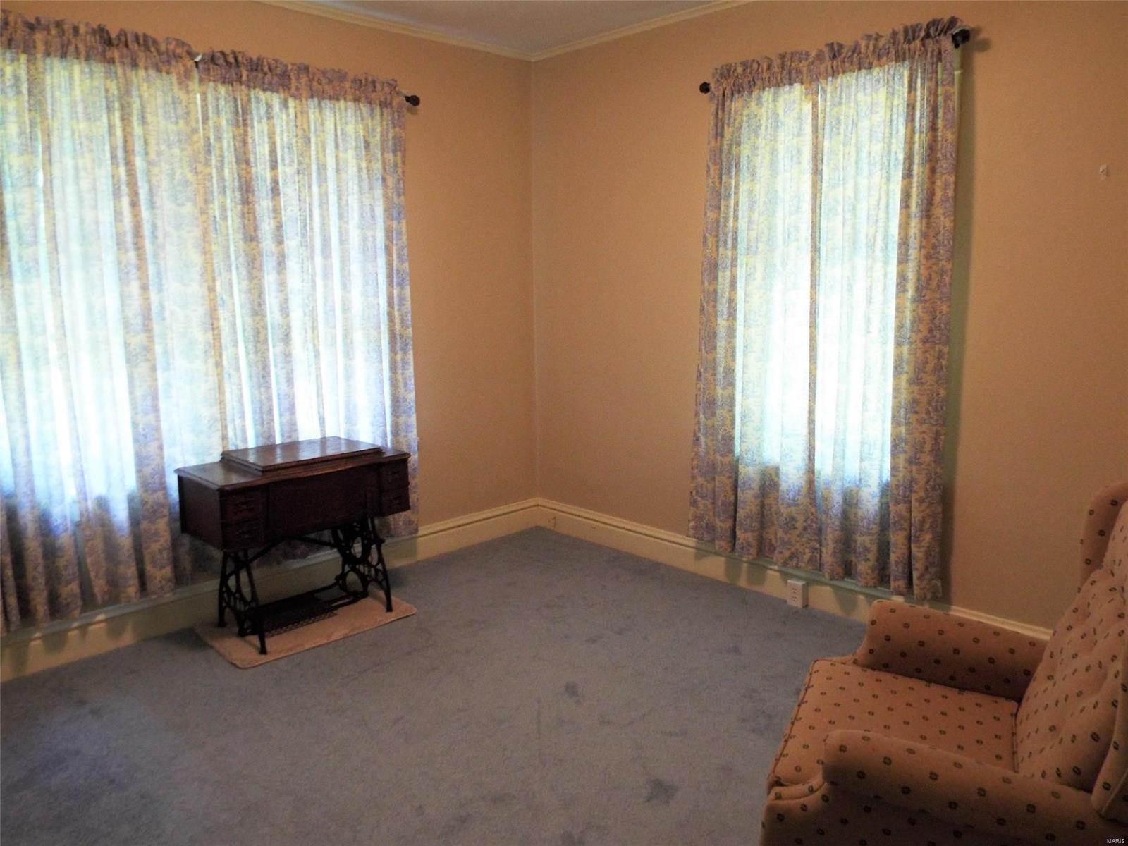 127 Liberty Road Fairview Heights, IL 62208 - Photo 5 of 45 Gallery Image 5