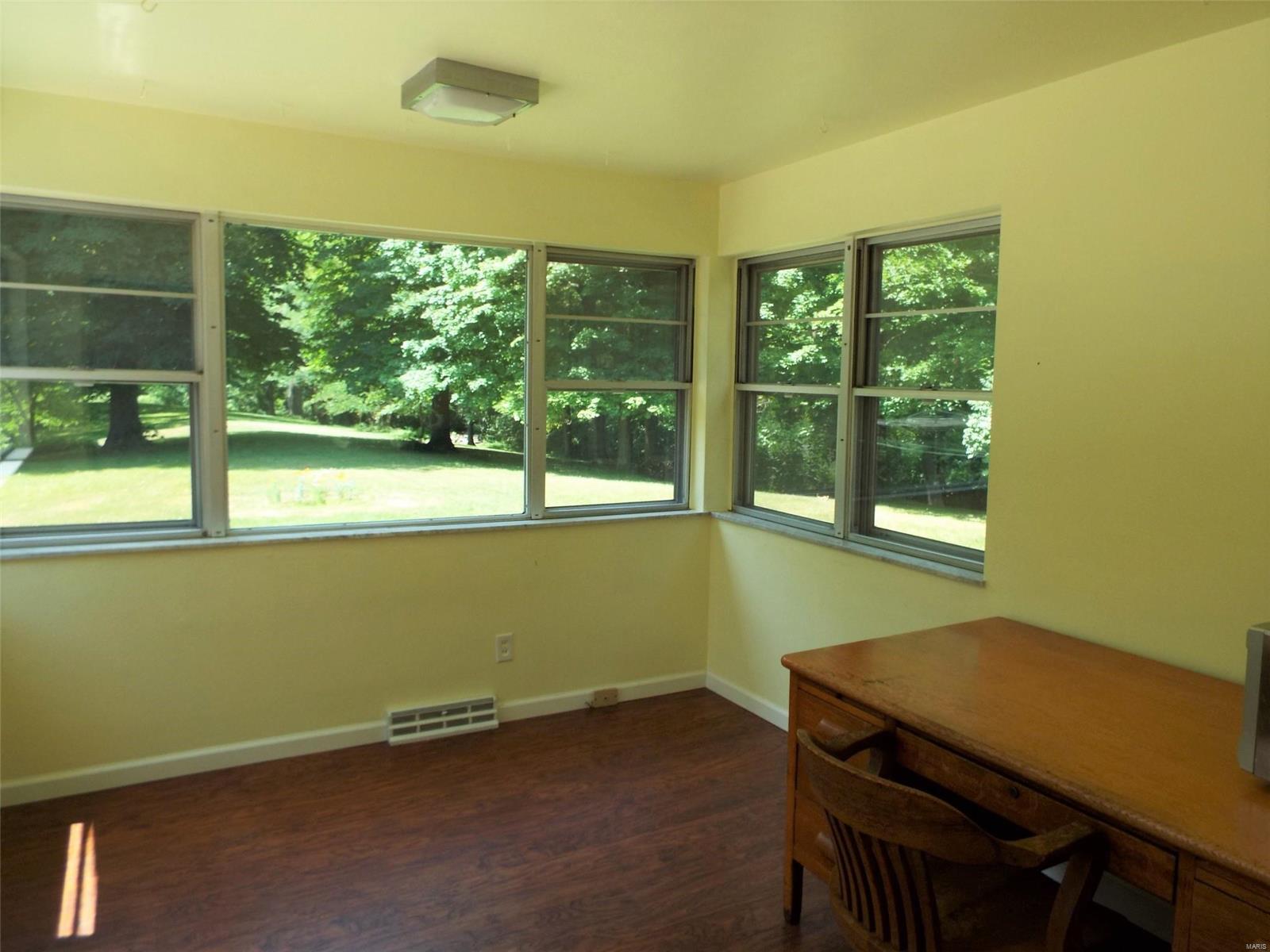 127 Liberty Road Fairview Heights, IL 62208 - Photo 6 of 45 Gallery Image 6