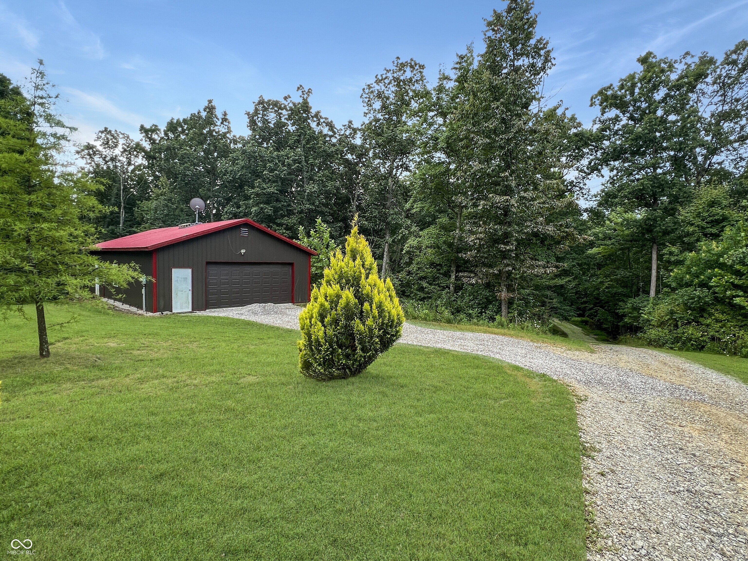 2044 Timber Crest Road Nashville, IN 47448 - Photo 2 of 57 Gallery Image 2
