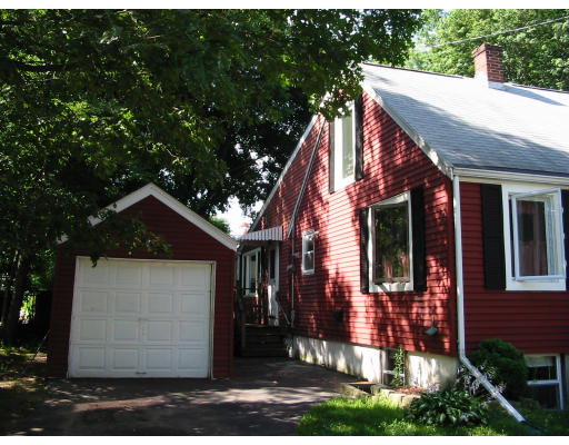 48 Vesey Road Randolph, MA 02368 - Photo 2 of 6 Gallery Image 2