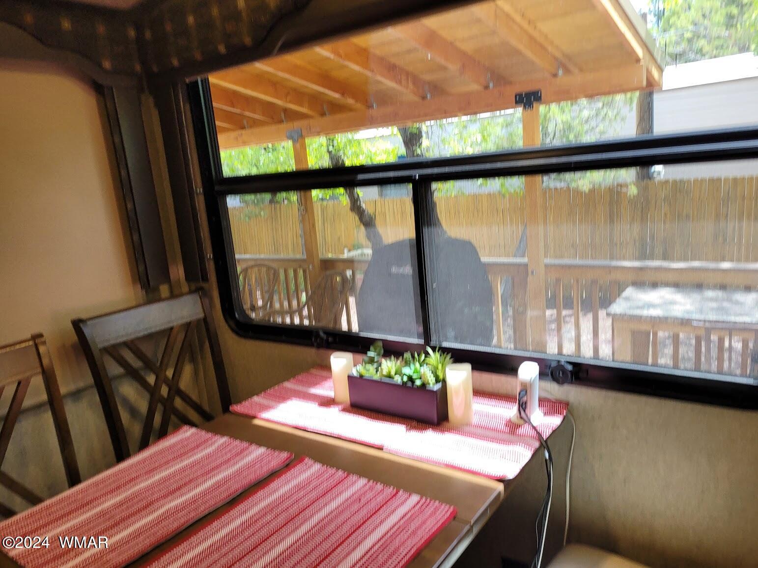 1930 Larson Road, Unit 15 Lakeside, AZ 85929 - Photo 8 of 18 Dining area