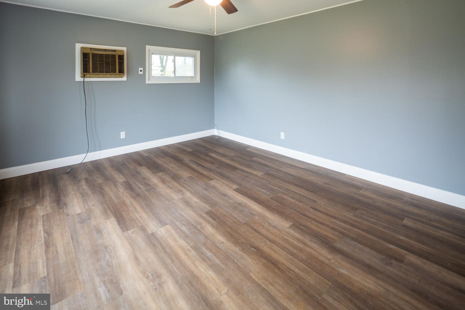 11 Carlisle Road Newark, DE 19713 - Photo 4 of 20