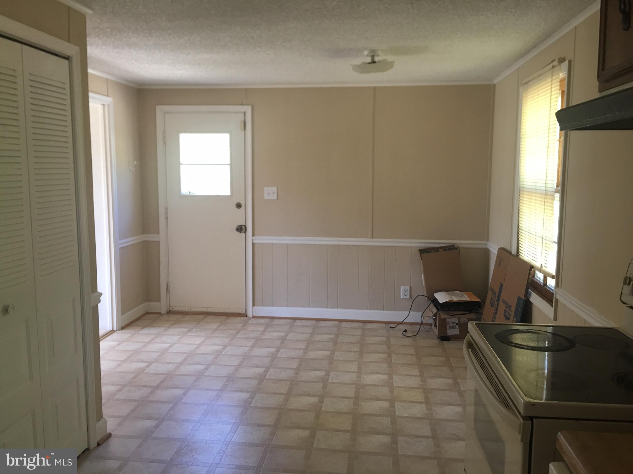 685 Courthouse Road Stafford, VA 22554 - Photo 5 of 11 Kitchen