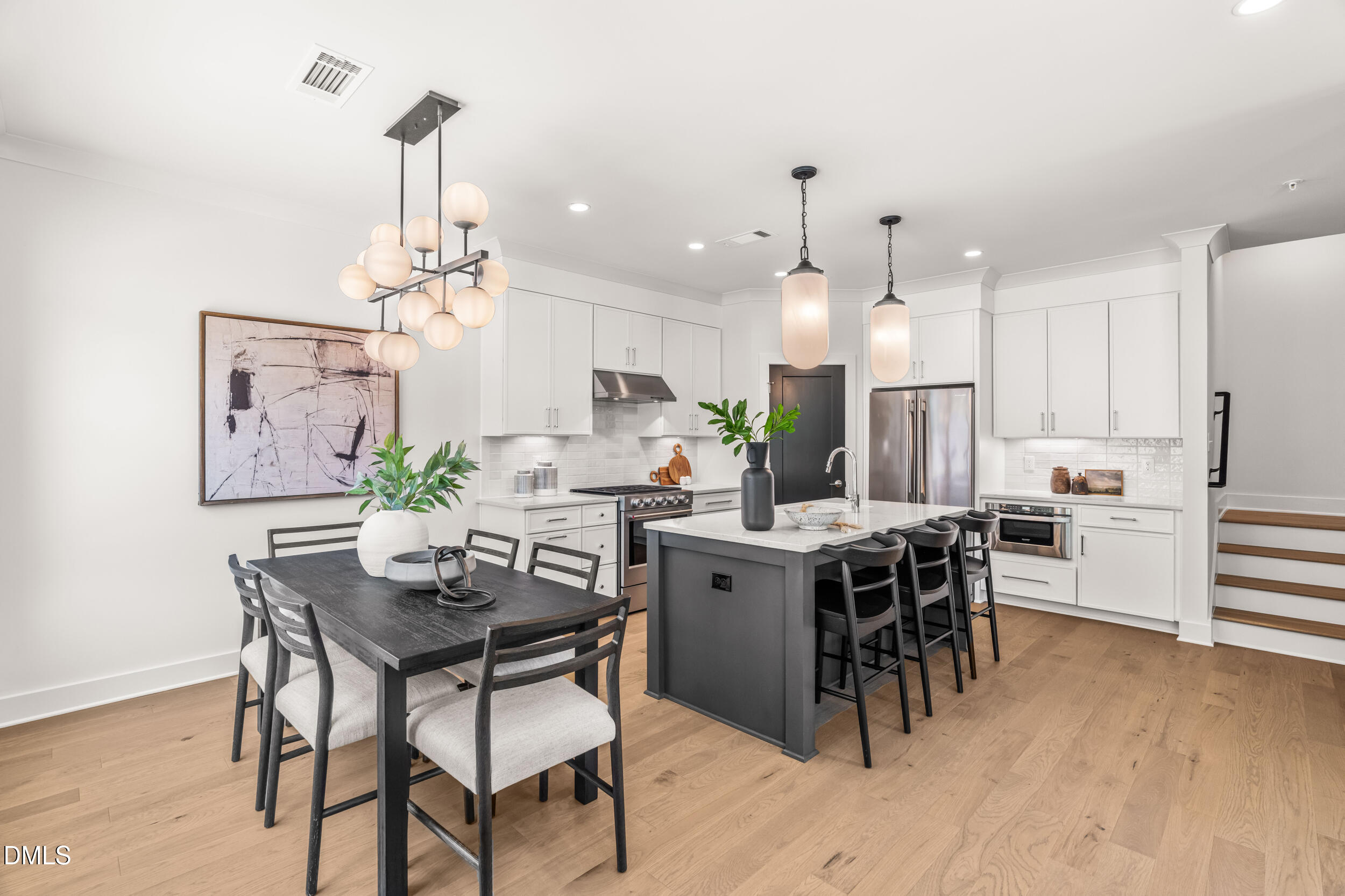 407 Chatham View Road Cary, NC 27511 - Photo 13 of 48