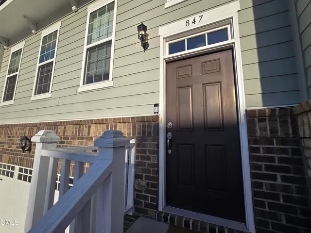 $2,300 | 847 Tunisian Drive, Apex, NC 27523