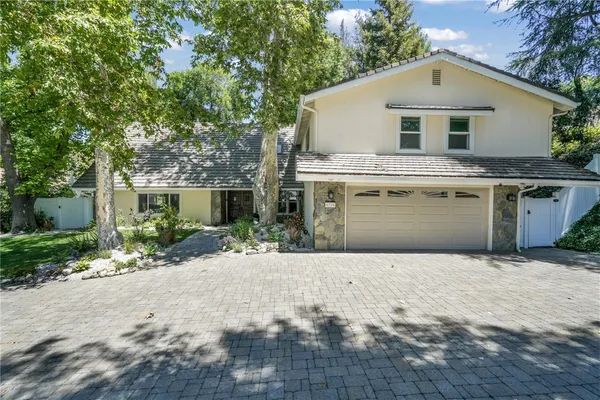 $1,950,000 | 4726 Winnetka Avenue, Woodland Hills, CA 91364