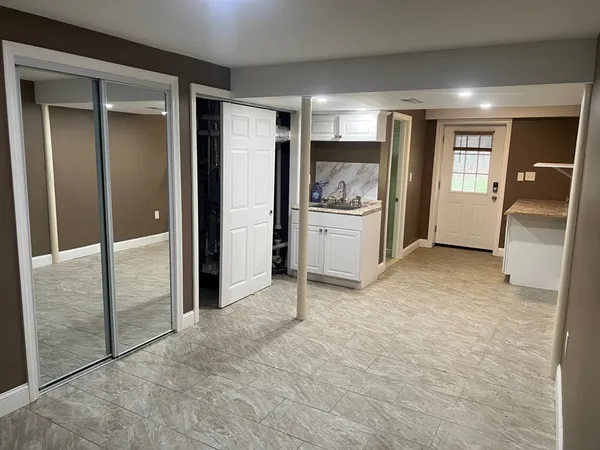 $4,250 | 131 Merrill Avenue, Haverhill, MA 01830