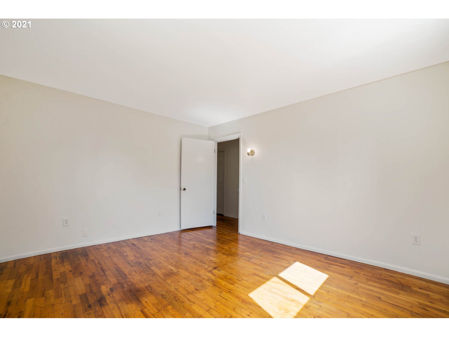 3039 Brown Road Northeast Salem, OR 97305 - Photo 19 of 29 Gallery Image 19