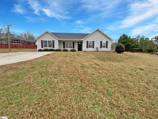 $238,000 | 5 Surfside Court, Piedmont, SC 29673
