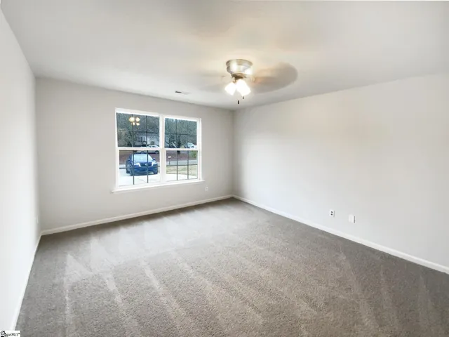 $238,000 | 5 Surfside Court, Piedmont, SC 29673