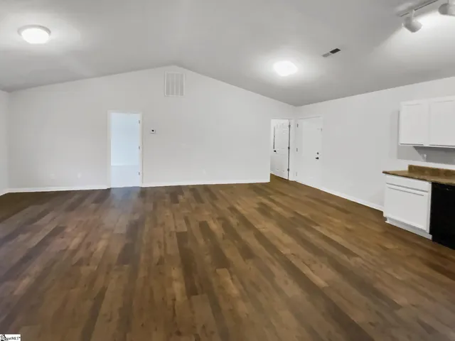 $238,000 | 5 Surfside Court, Piedmont, SC 29673