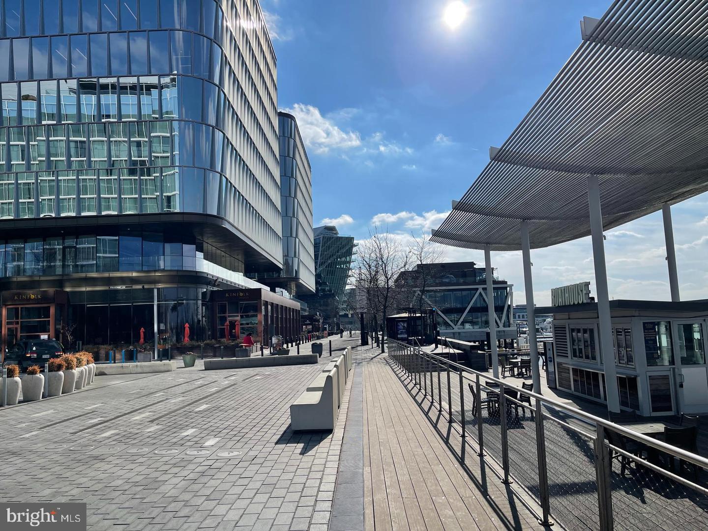 700 7th Street Southwest, Unit 113 Washington, DC 20024 - Photo 37 of 55