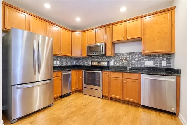 $599,900 | 426 John Mahar Highway, Unit 311, Braintree, MA 02184