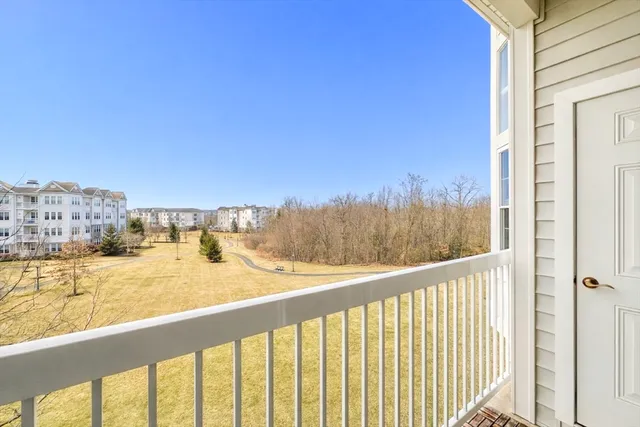 $599,900 | 426 John Mahar Highway, Unit 311, Braintree, MA 02184