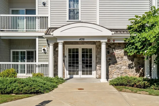 $599,900 | 426 John Mahar Highway, Unit 311, Braintree, MA 02184