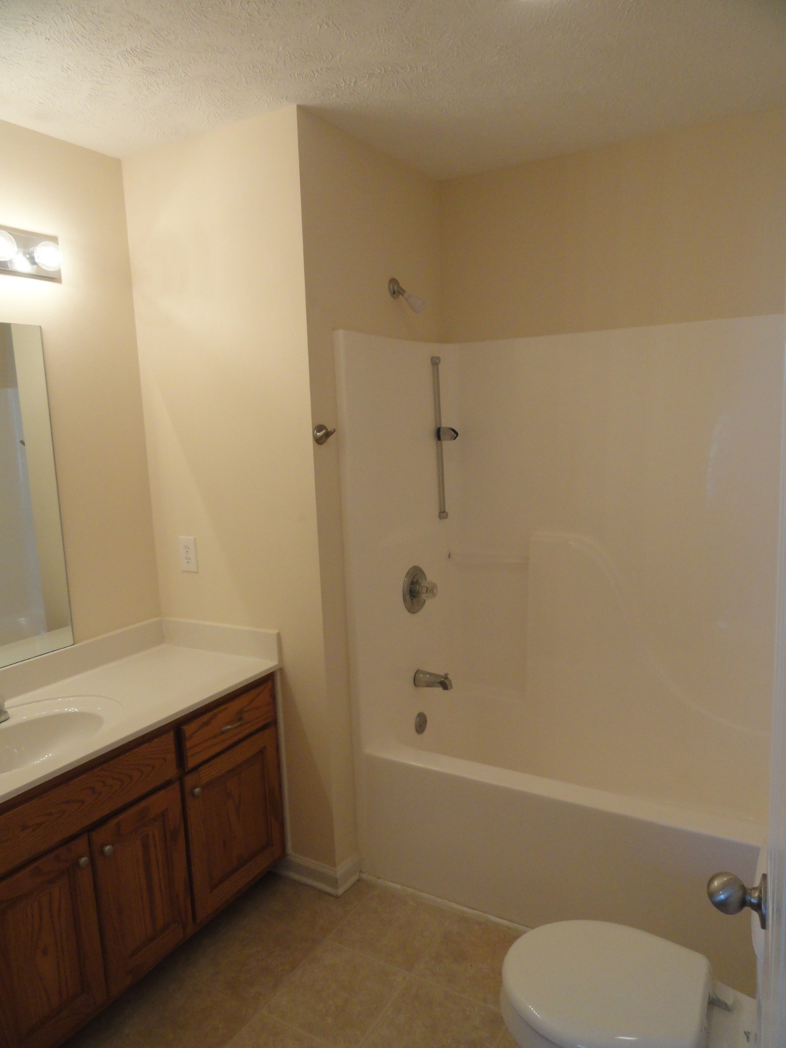 108 Roberts Road Shelbyville, TN 37160 - Photo 5 of 8