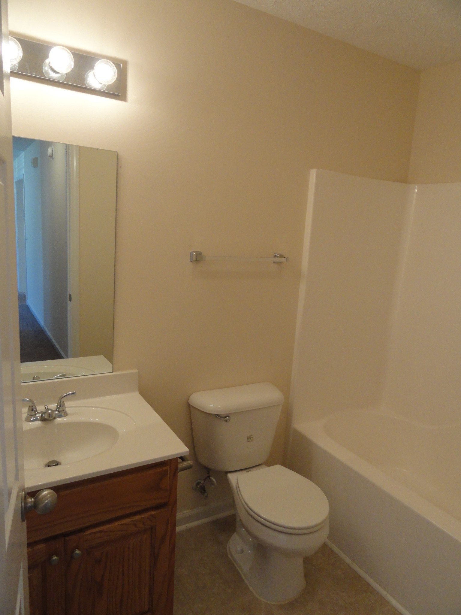 108 Roberts Road Shelbyville, TN 37160 - Photo 6 of 8