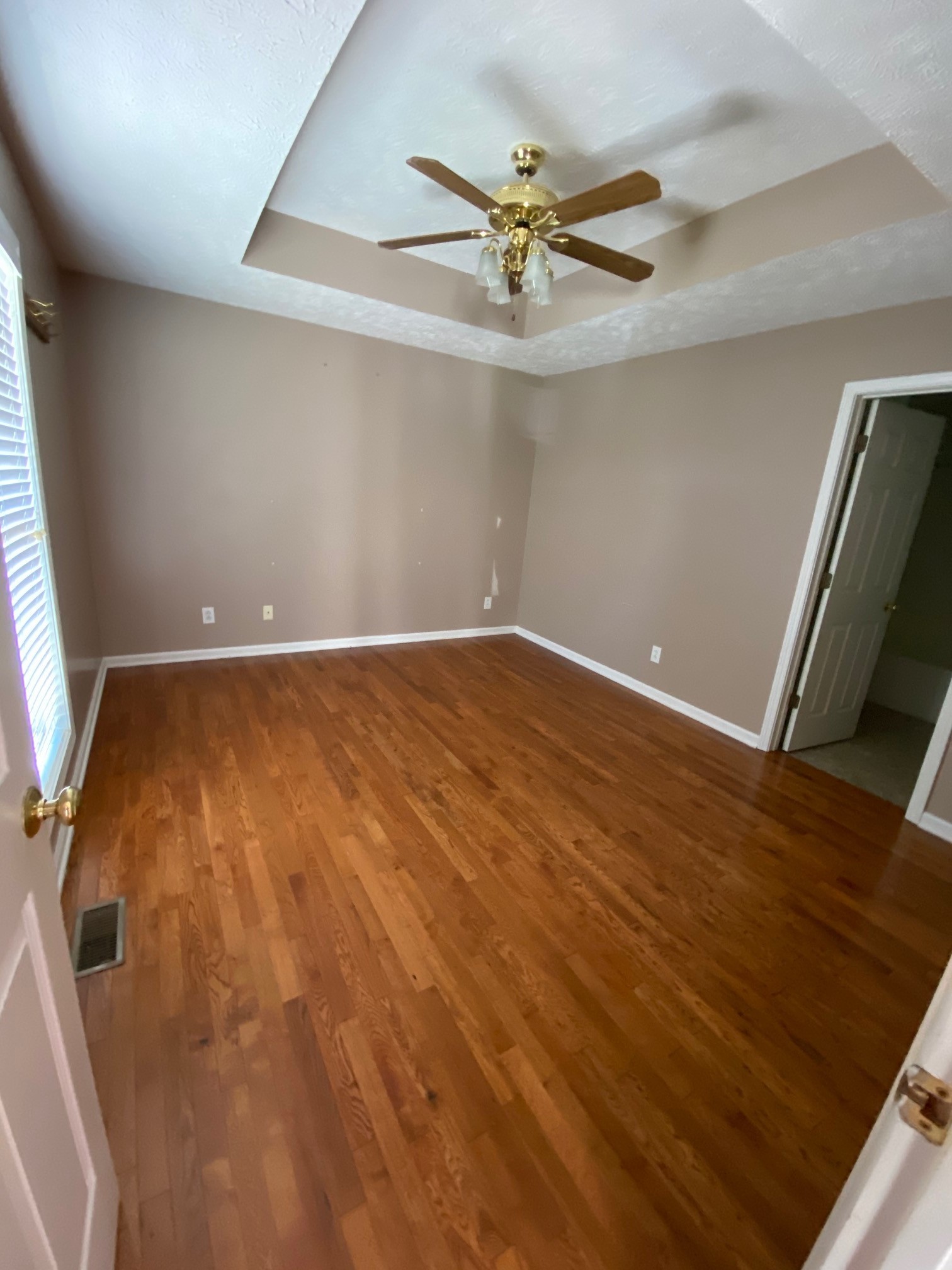 108 Roberts Road Shelbyville, TN 37160 - Photo 7 of 8