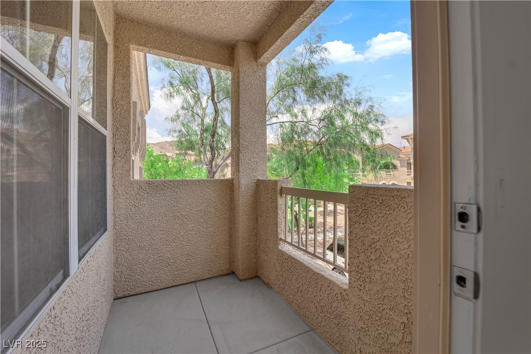 10550 West Alexander Road, Unit 2079 Las Vegas, NV 89129 - Photo 26 of 40 View of balcony