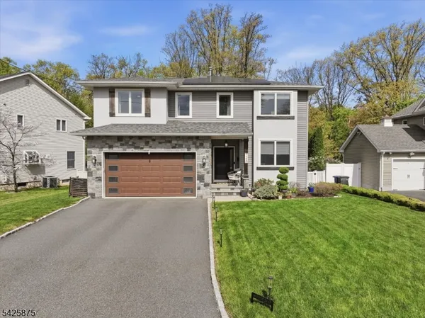 $1,250,000 | 148 Mohawk Drive, Cranford, NJ 07016