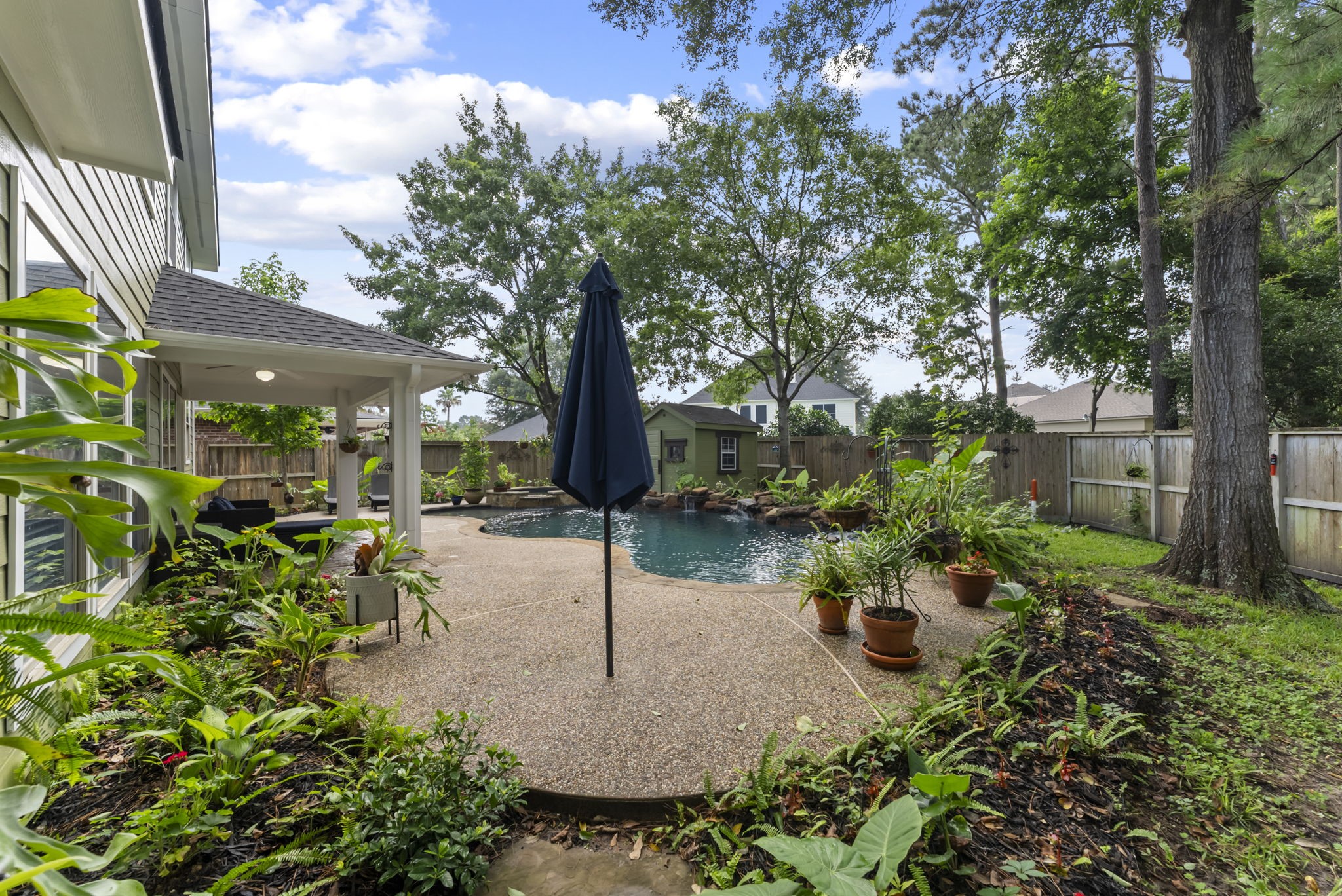 2106 Leaf Meadows Court Spring, TX 77386 - Photo 32 of 34 a view of a back yard