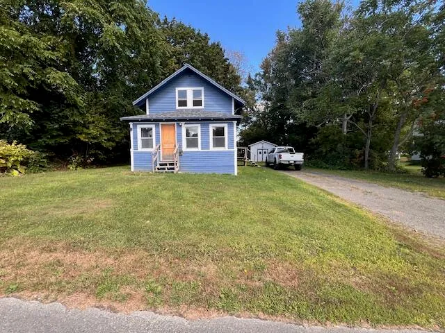$130,000 | 3 Sunnyside Street, Houlton, ME 04730