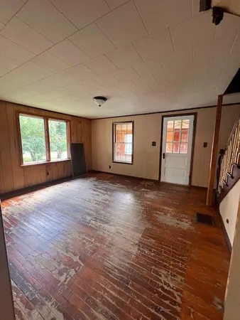 $130,000 | 3 Sunnyside Street, Houlton, ME 04730