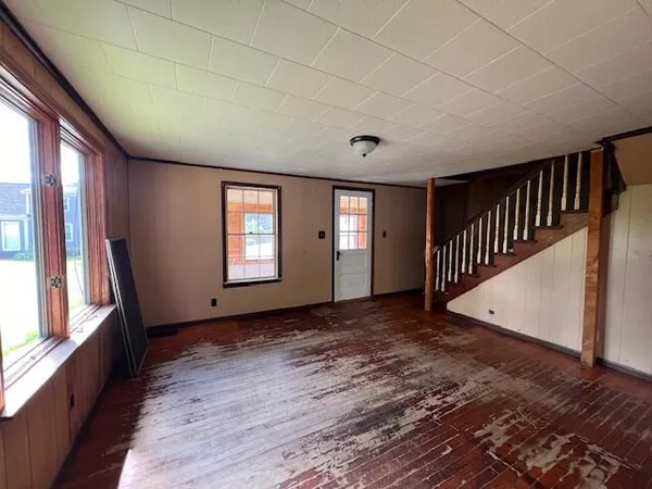 $130,000 | 3 Sunnyside Street, Houlton, ME 04730