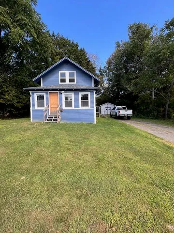 $130,000 | 3 Sunnyside Street, Houlton, ME 04730