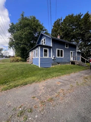 $130,000 | 3 Sunnyside Street, Houlton, ME 04730
