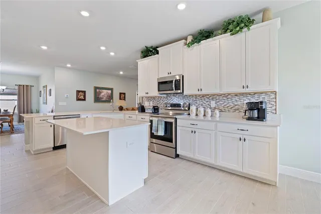 $350,000 | 19643 Southwest 79th Place, Dunnellon, FL 34432